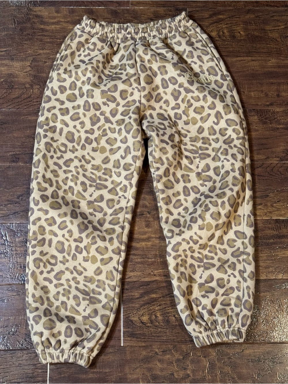 Comfrt Leopard Print Joggers Size XL